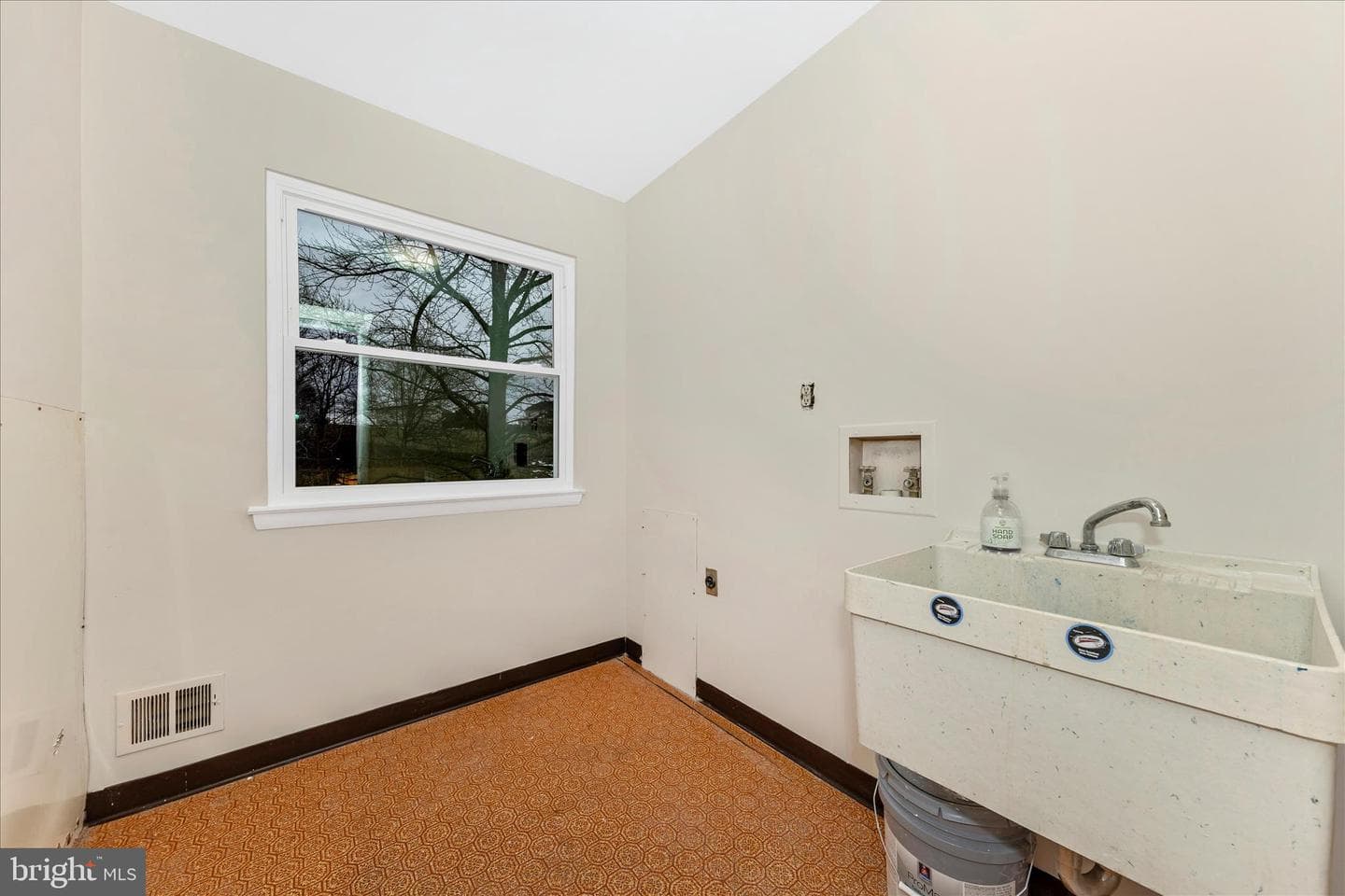 2765 Loch Haven Drive photo 27