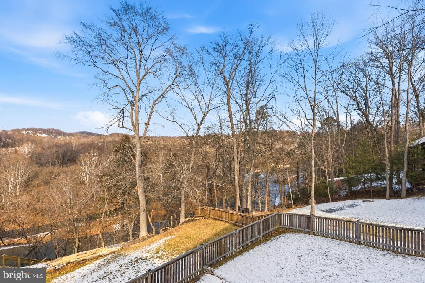 6724 Hemlock Point Road photo 12