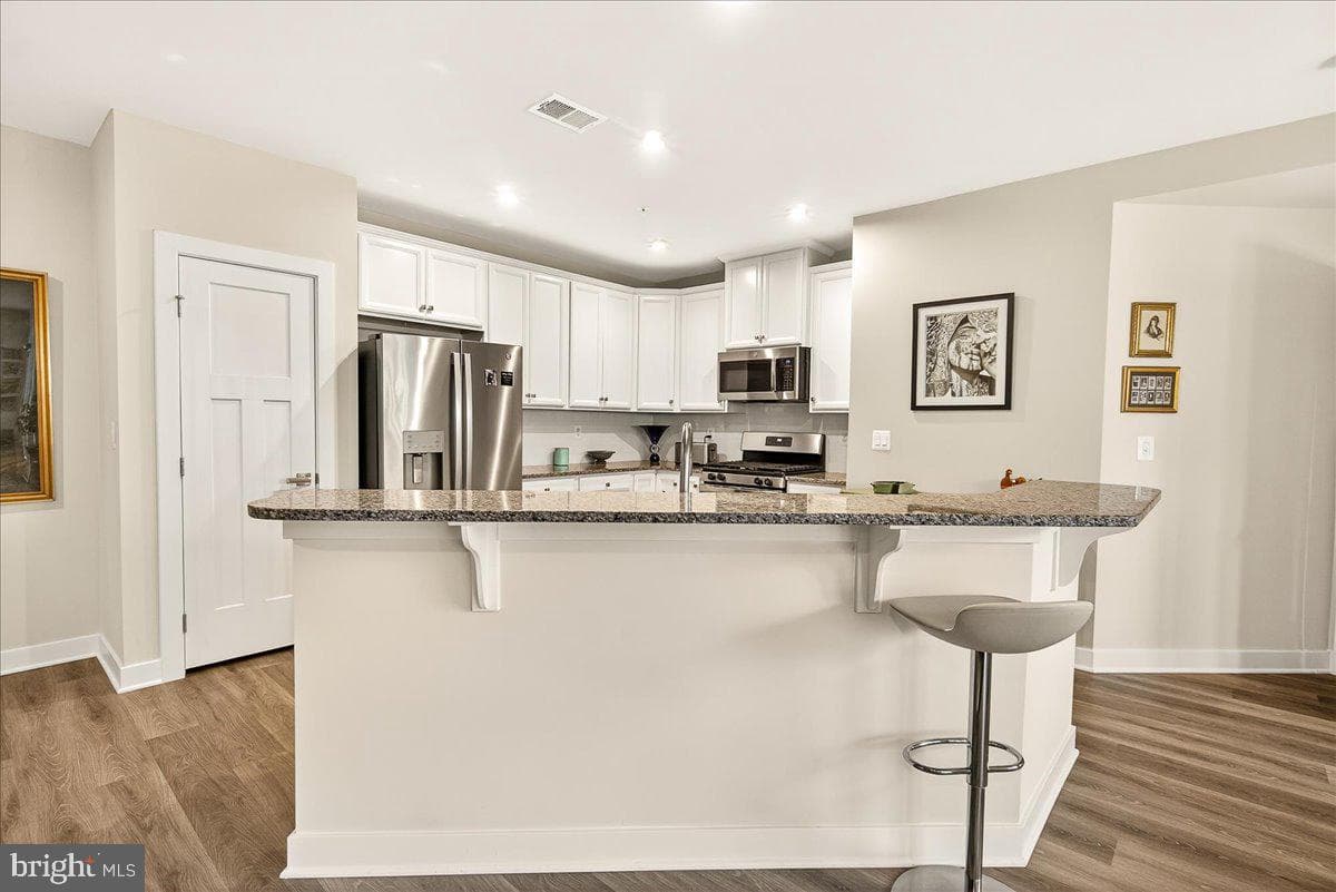 3422 Angelica Way #204 photo 11