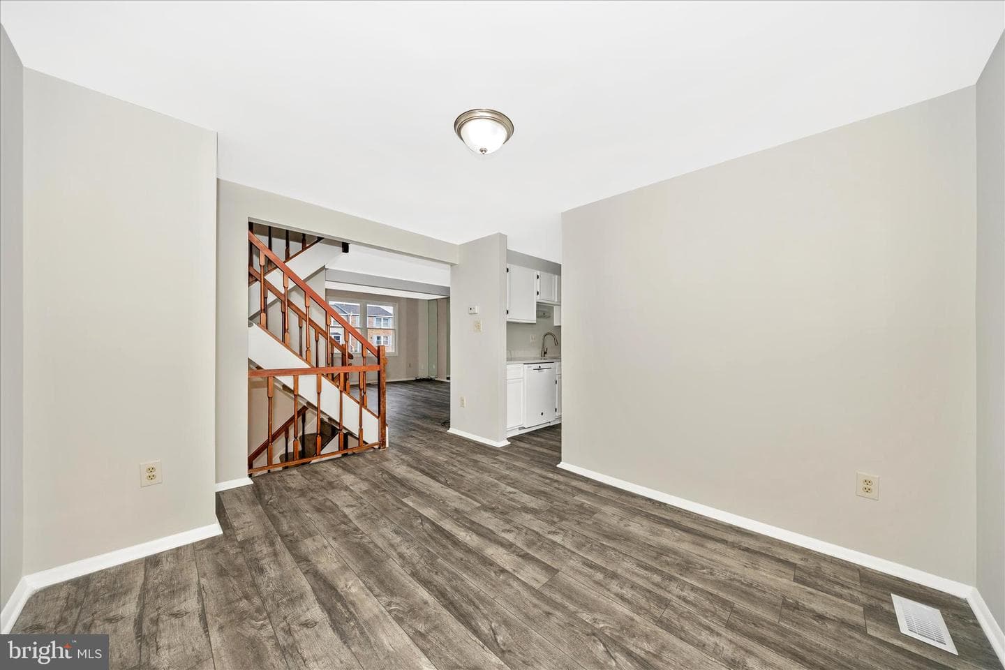 1703 Heather Lane photo 9