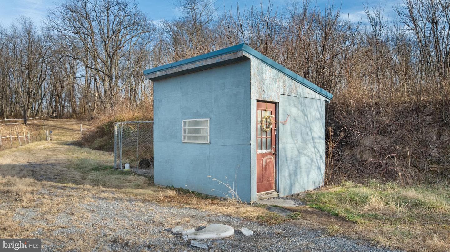 12420 Smith Lane photo 101