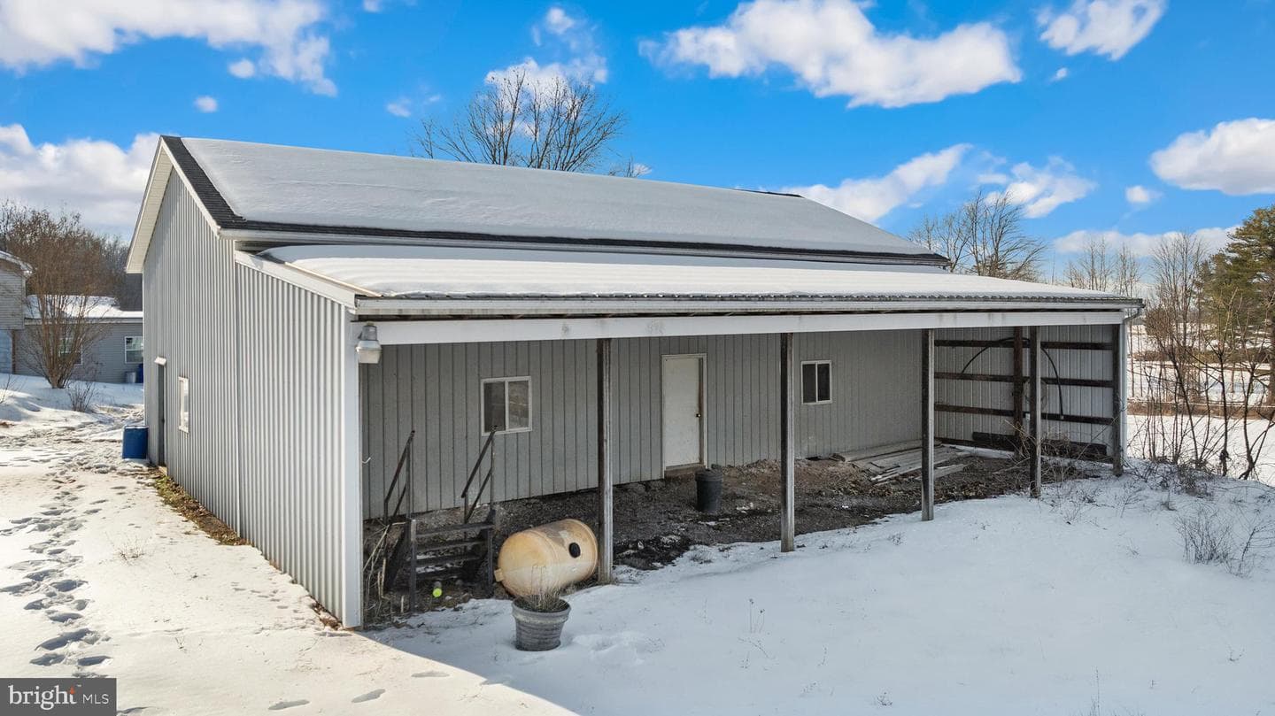 12420 Smith Lane photo 12
