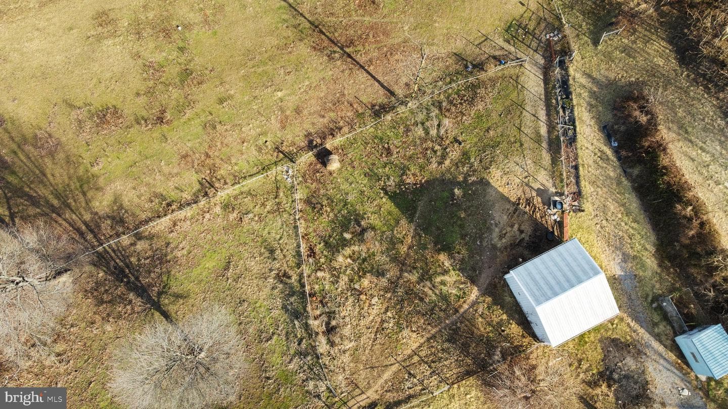 12420 Smith Lane photo 23