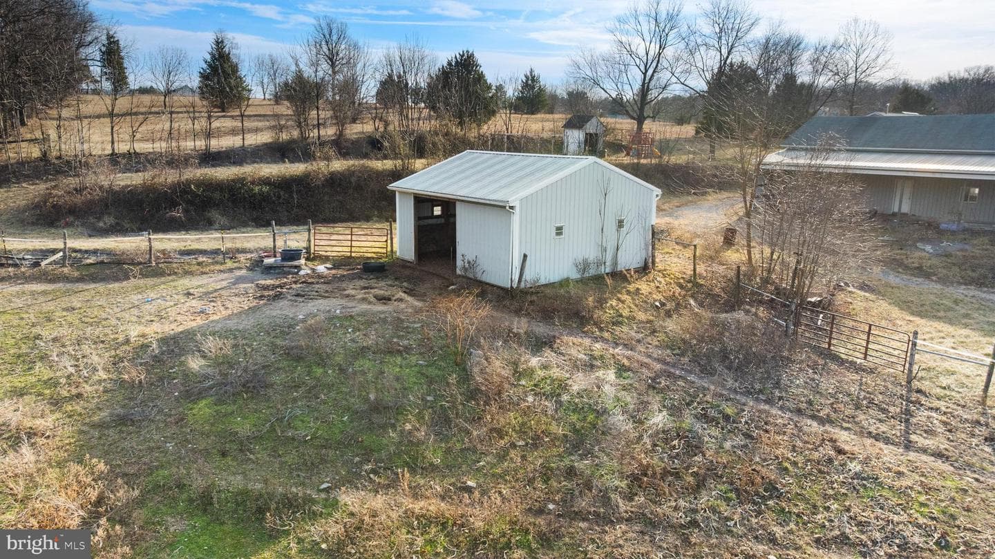 12420 Smith Lane photo 77