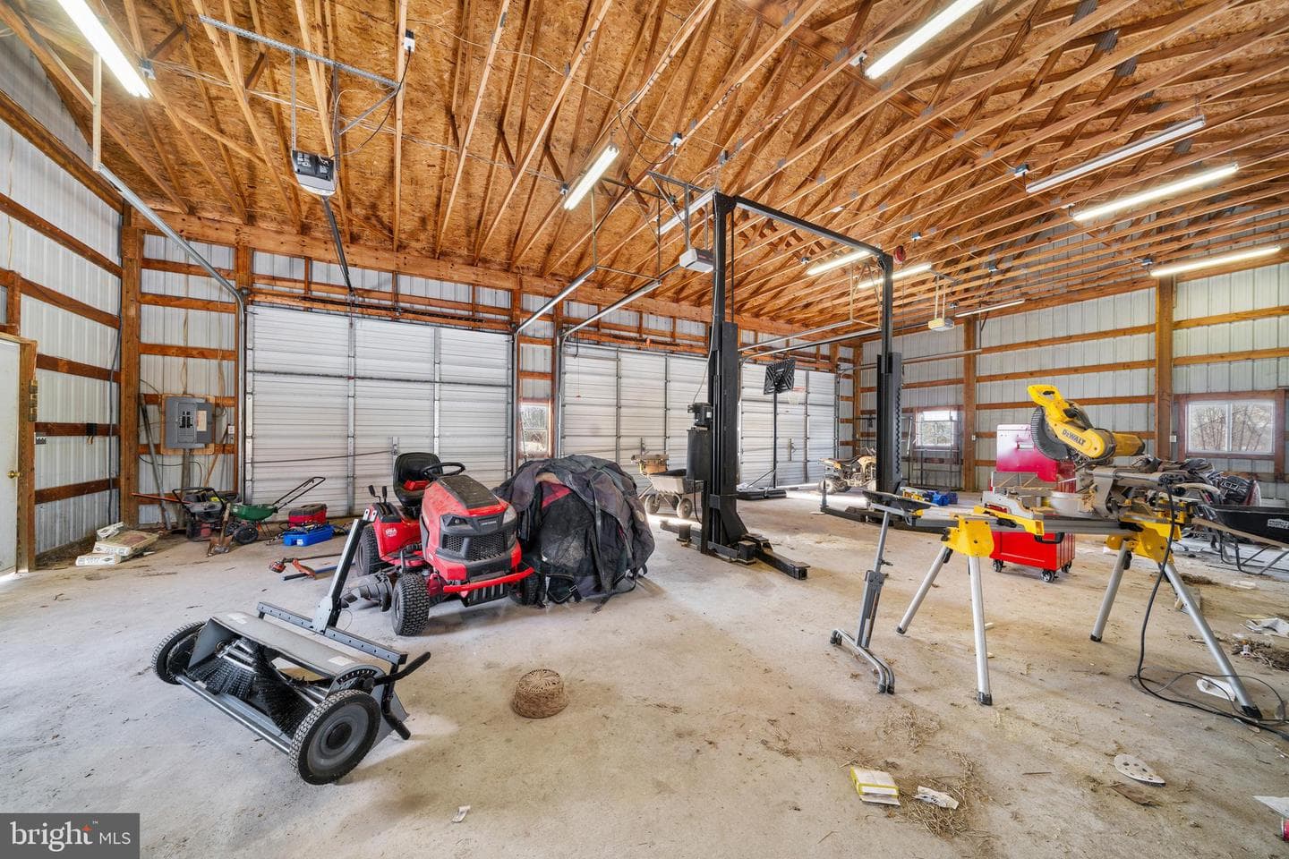 12420 Smith Lane photo 8