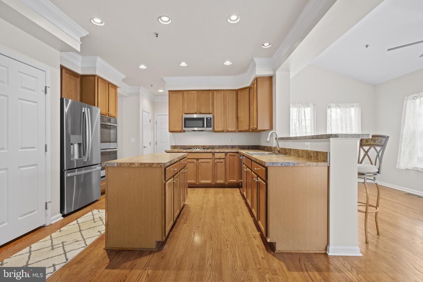 5510 Doubs Road photo 11