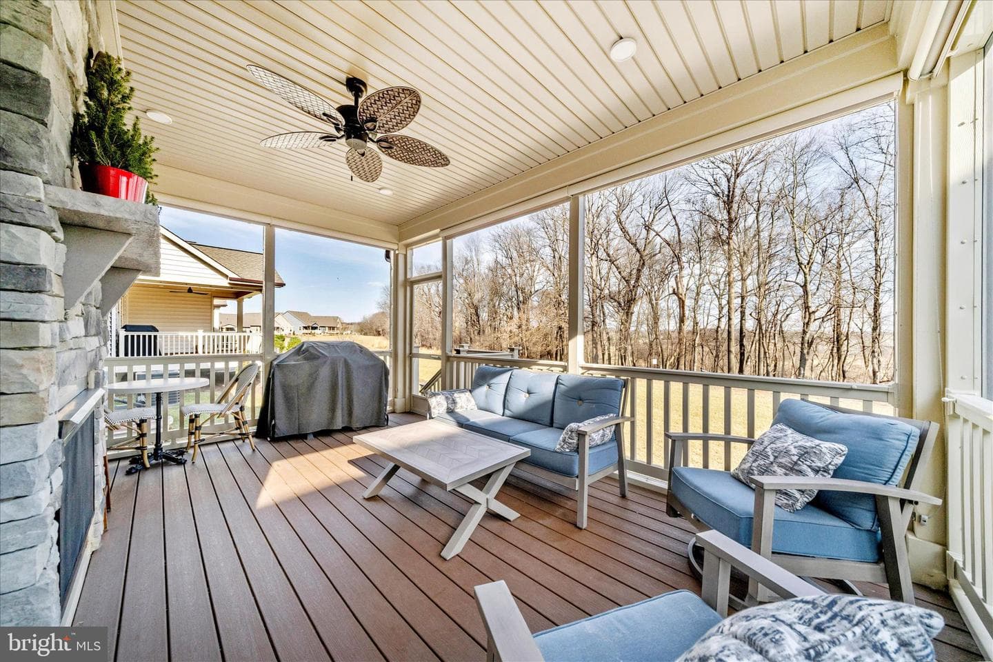 2821 Camomile Dr E photo 22