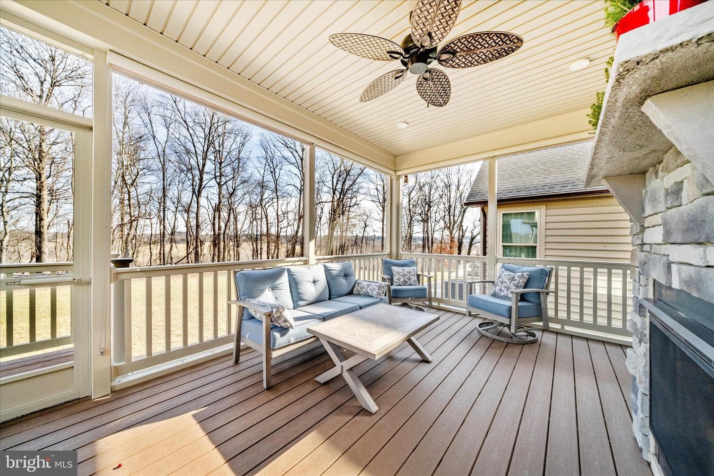 2821 Camomile Dr E photo 23