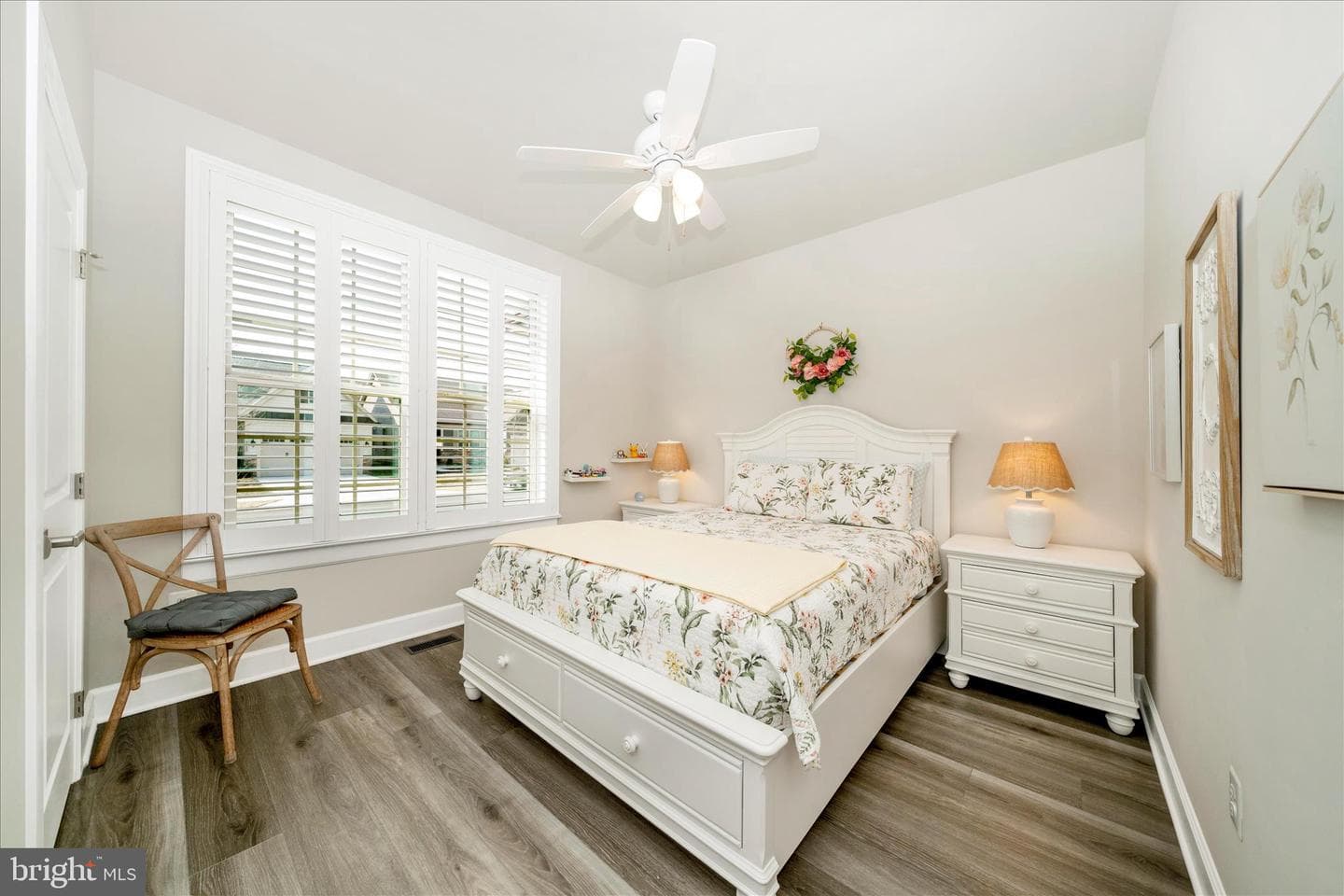 2821 Camomile Dr E photo 29