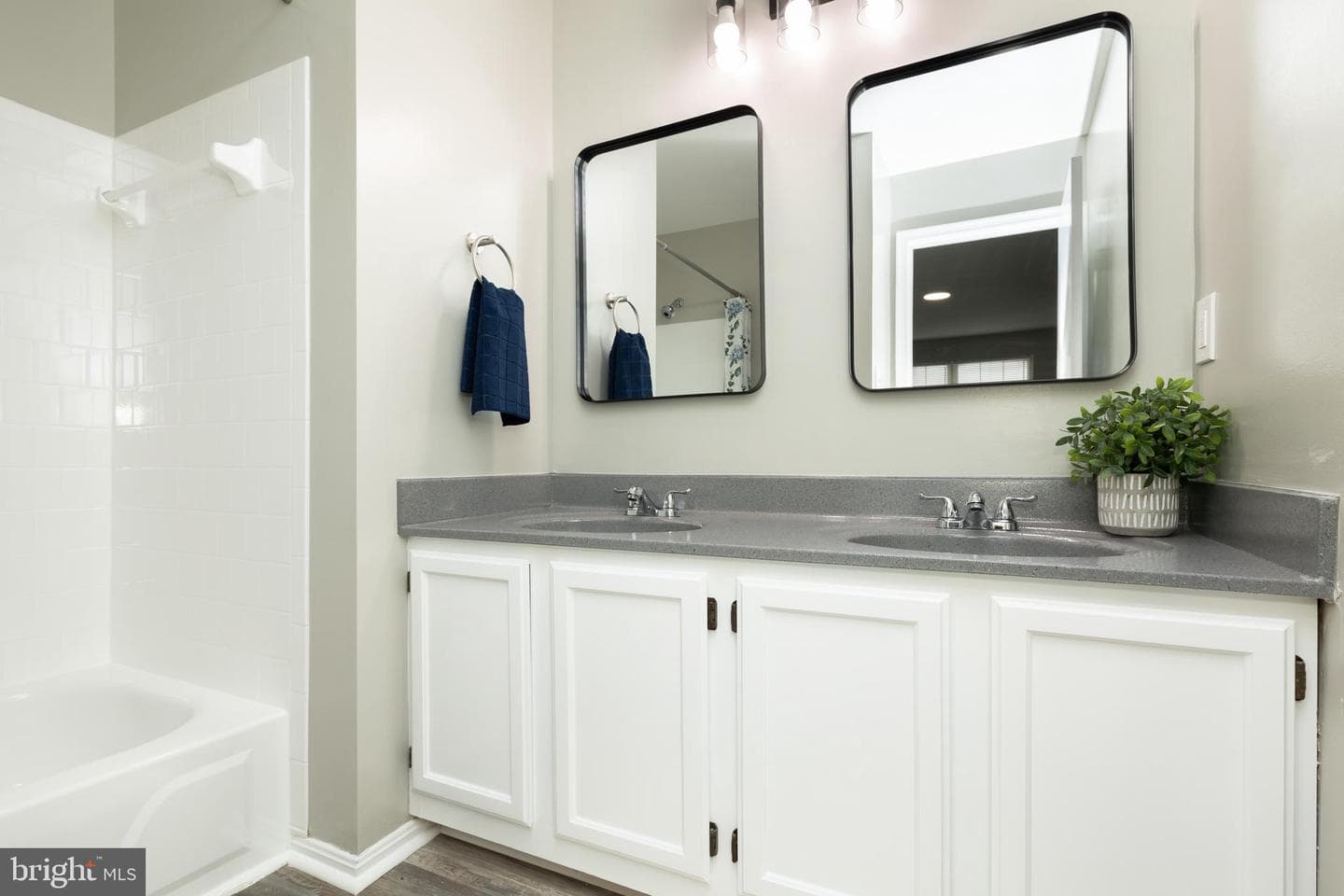 2607 Warren Way #4 3 photo 18