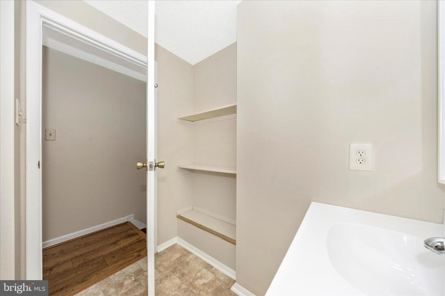 9429 Highlander Court photo 26