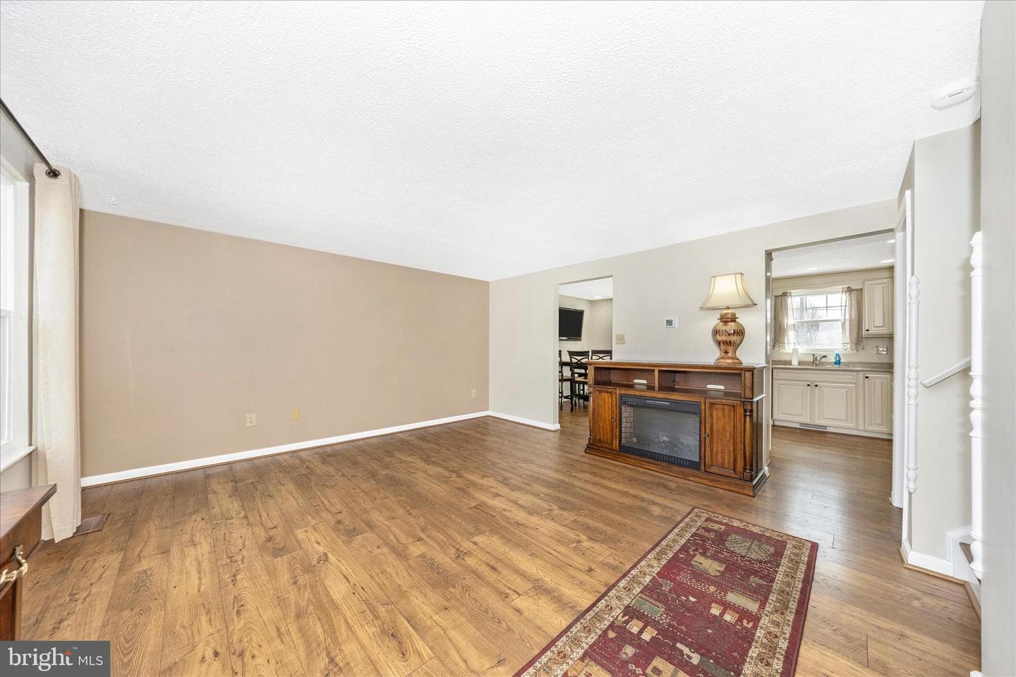 9429 Highlander Court photo 3