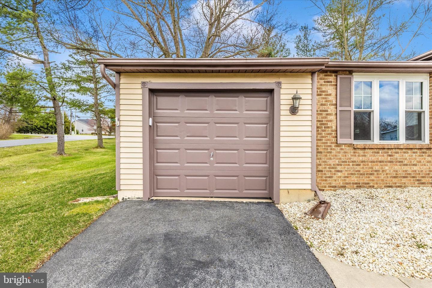 9429 Highlander Court photo 44