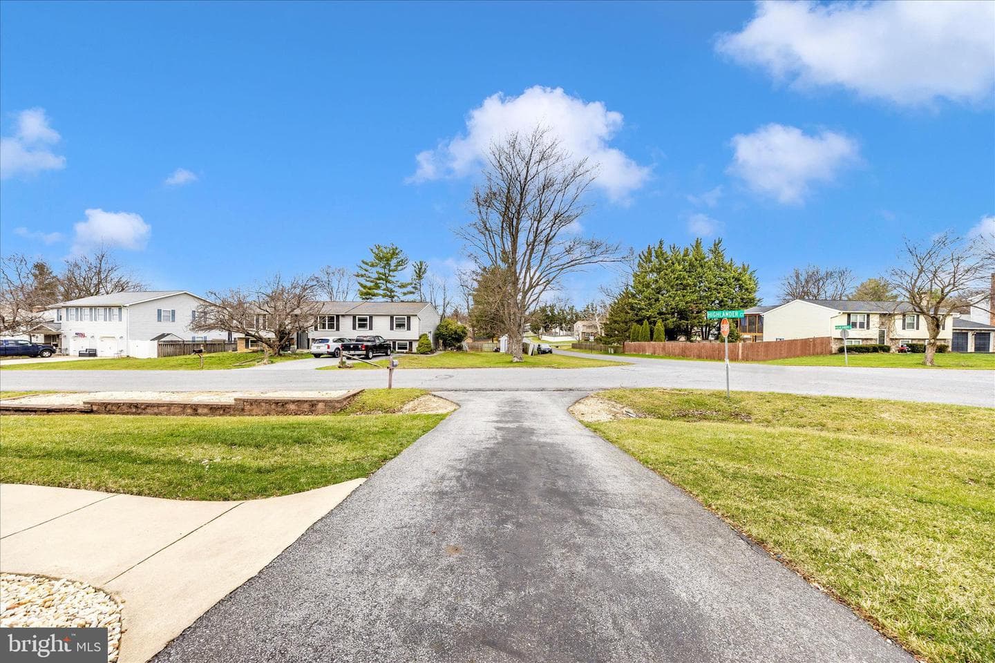 9429 Highlander Court photo 45