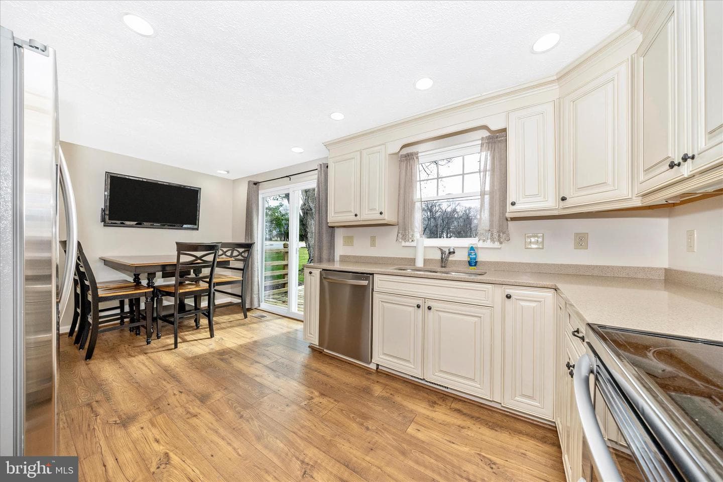 9429 Highlander Court photo 6