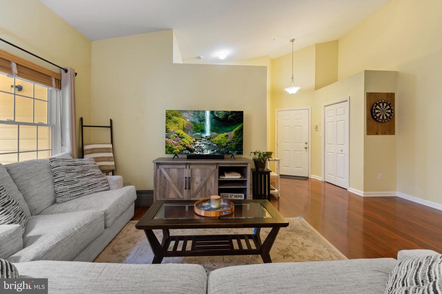 2406 Ellsworth Way #3b photo 2