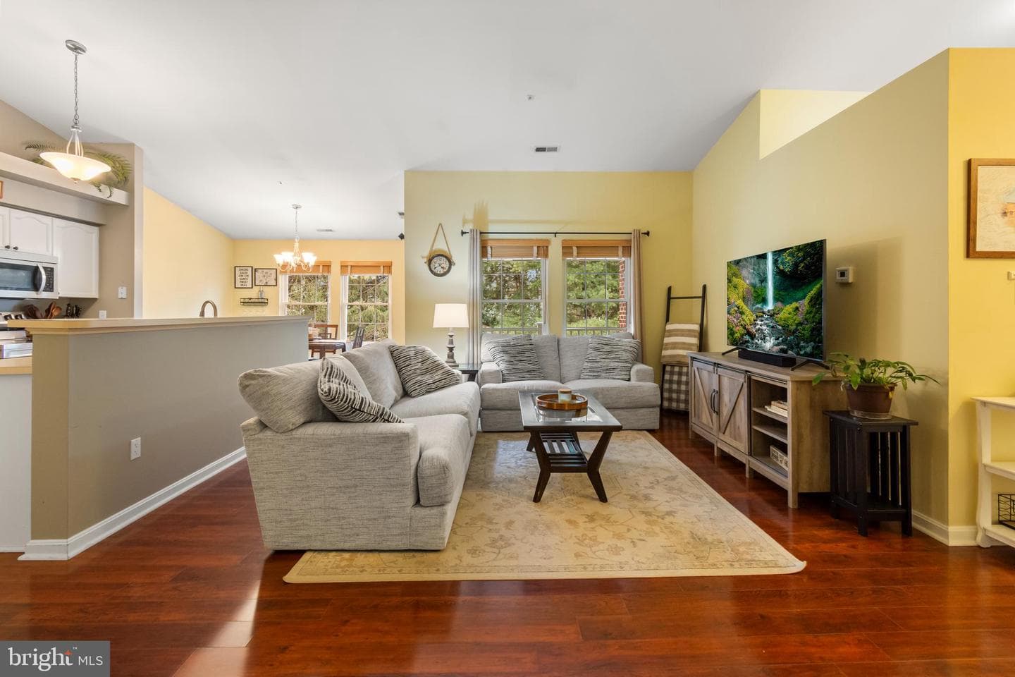 2406 Ellsworth Way #3b photo 3