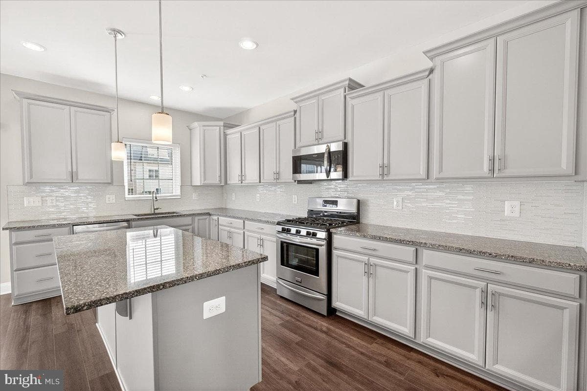 4959 Macdonough Place photo 17