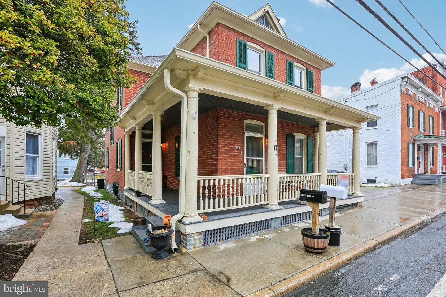 10 N Main Street photo 2