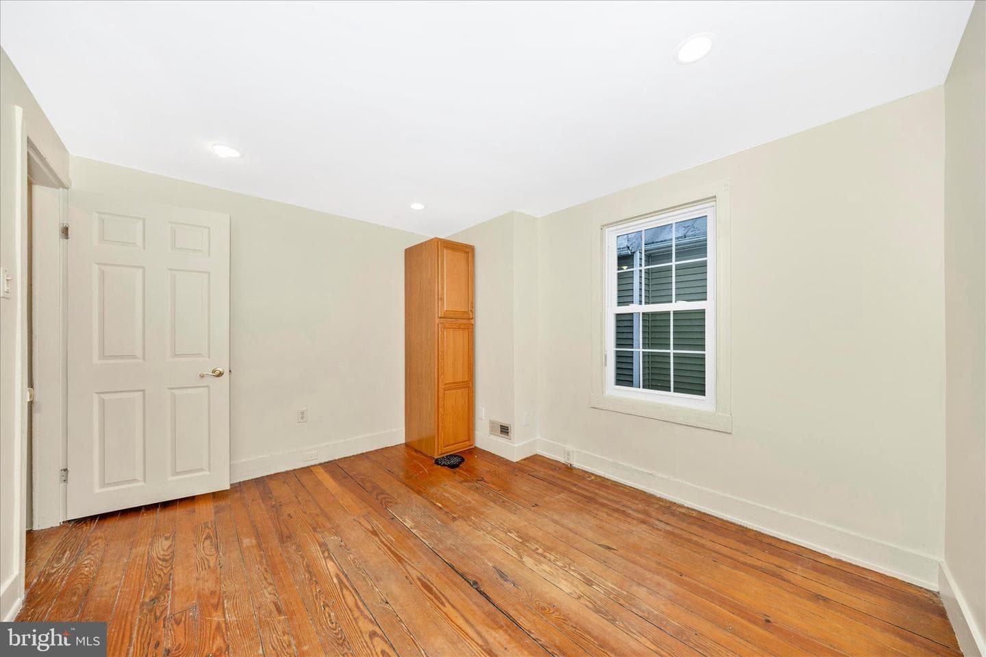 515 E Church Street photo 19