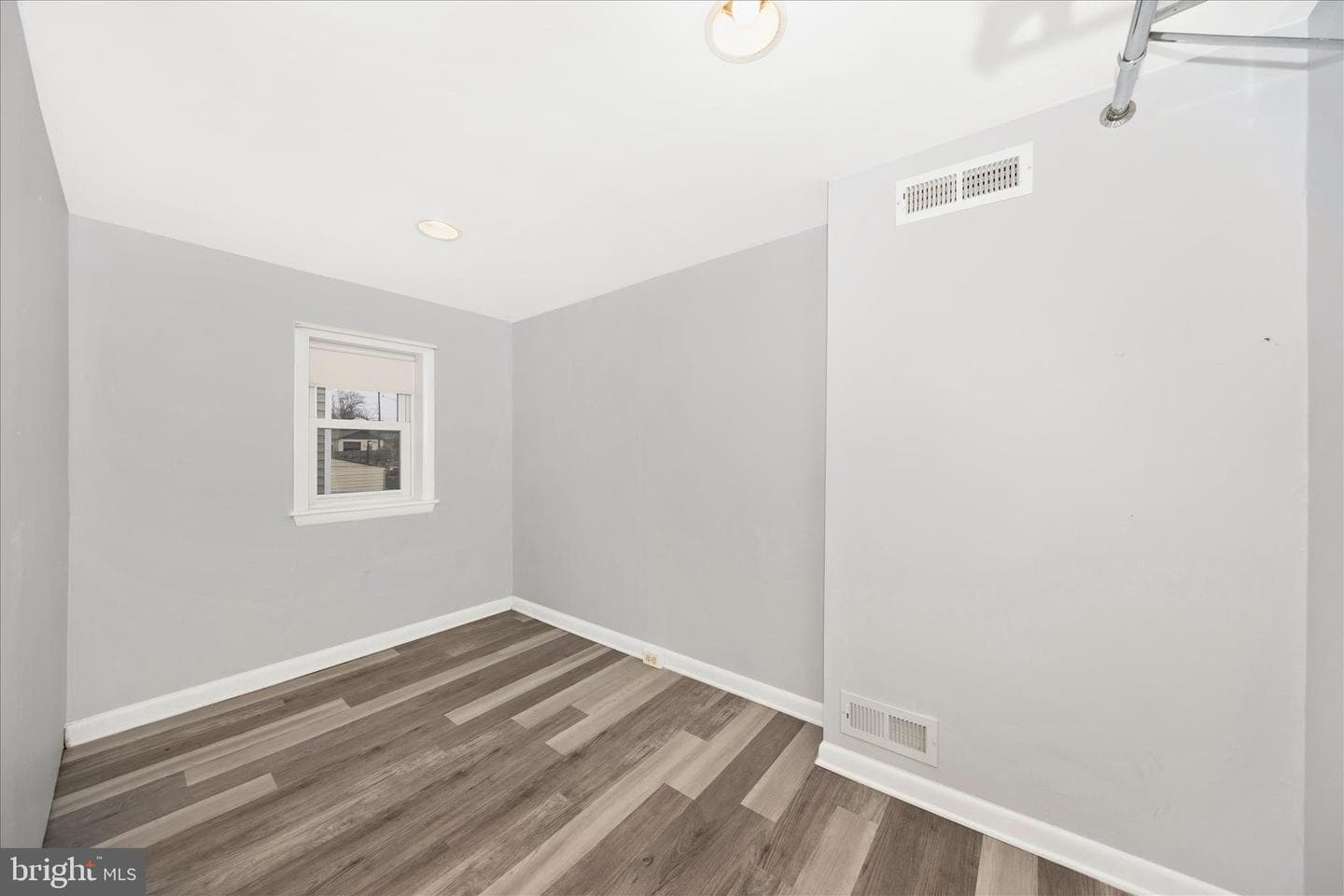 515 E Church Street photo 29