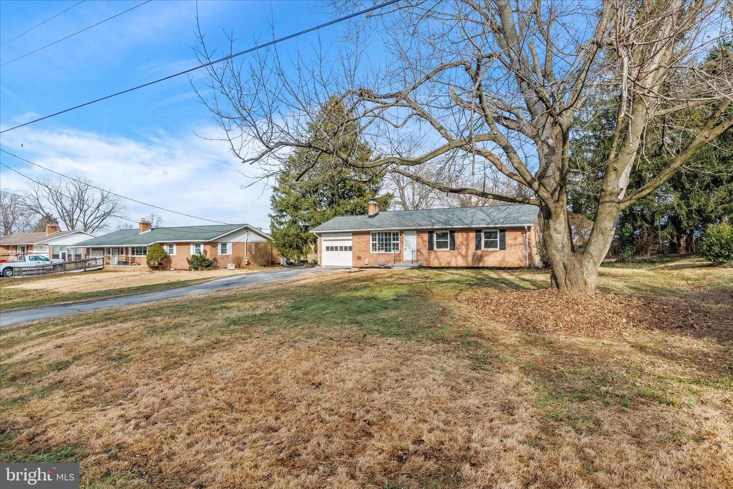 8777 Hickory Hill photo 1