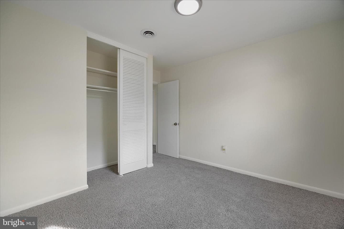 8777 Hickory Hill photo 19