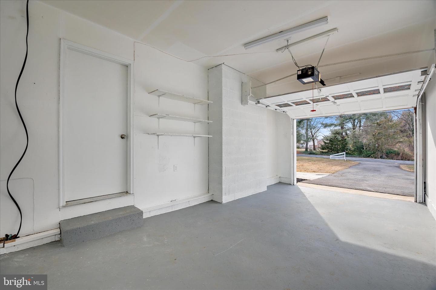 8777 Hickory Hill photo 29