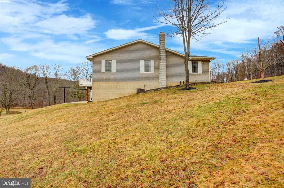 16024 Foxville Deerfield Road photo 10