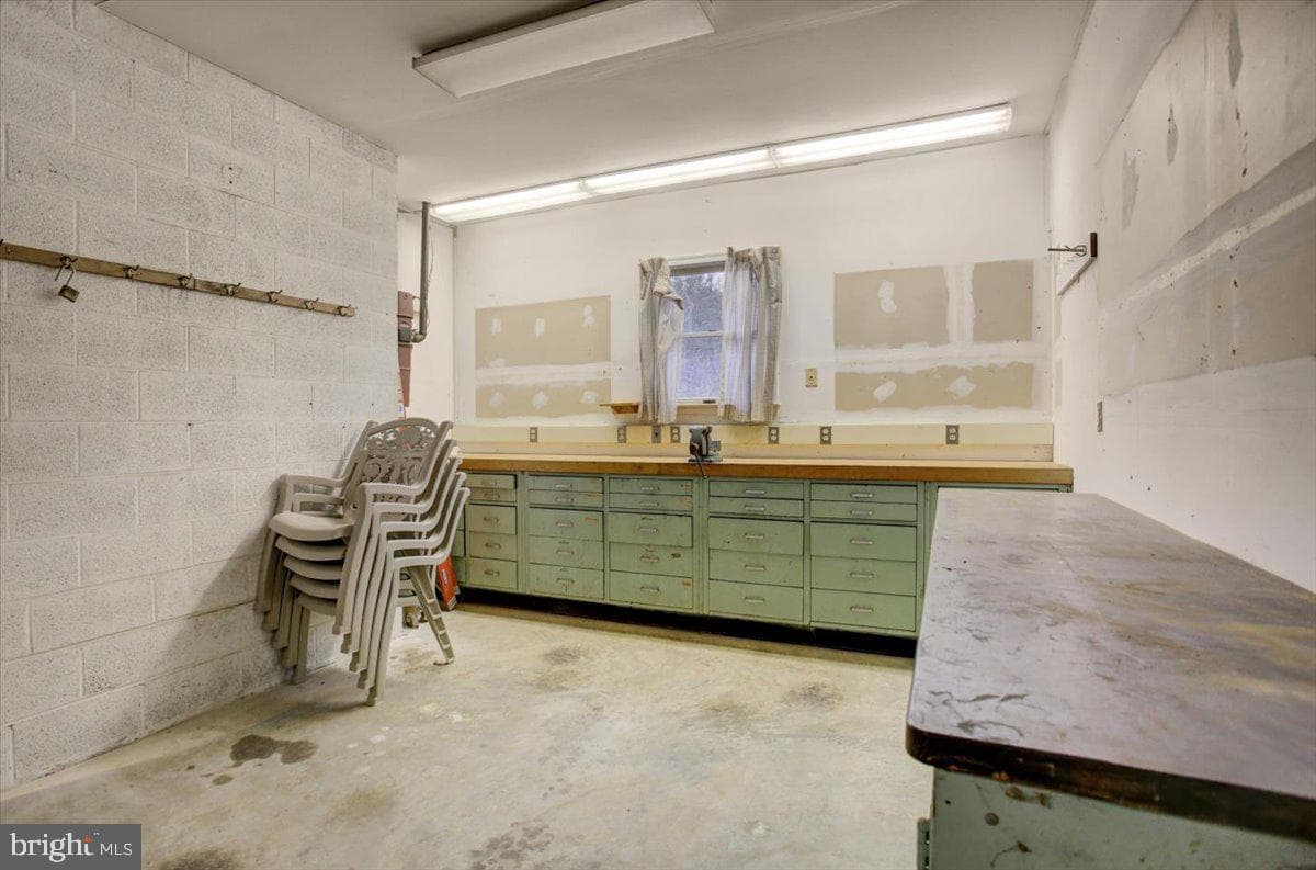 16024 Foxville Deerfield Road photo 39