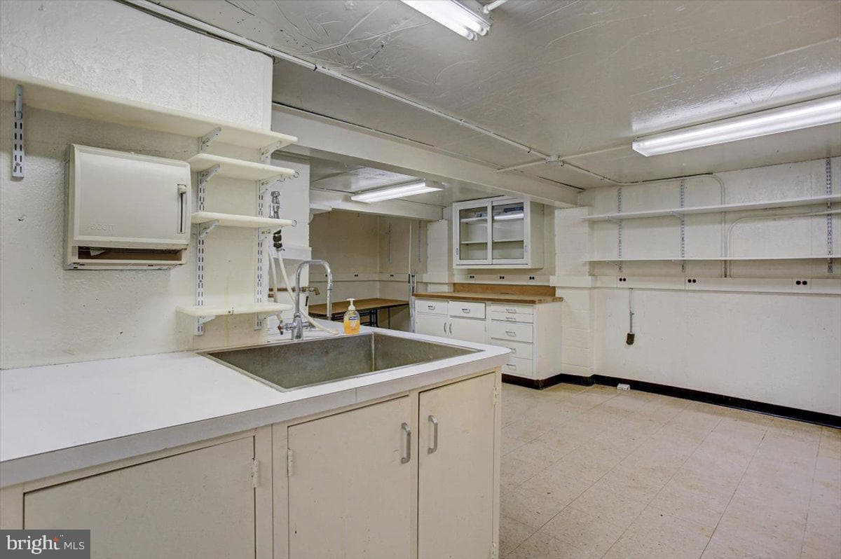 16024 Foxville Deerfield Road photo 57