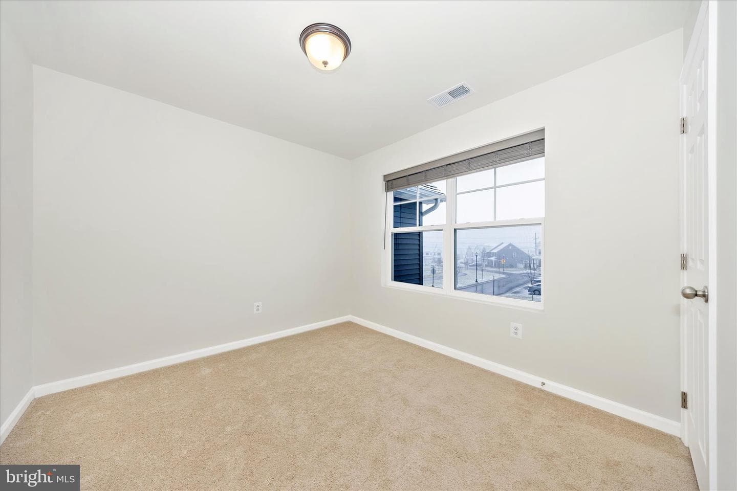 2805 Hillfield Drive photo 27