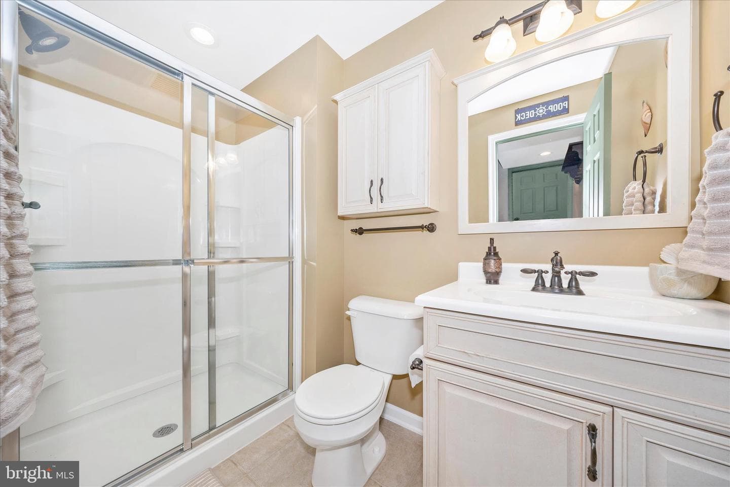 2033 Burnside Drive photo 39