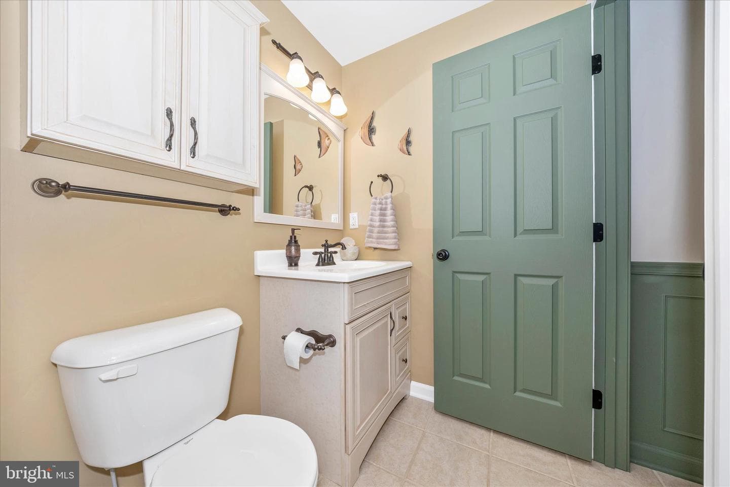 2033 Burnside Drive photo 40