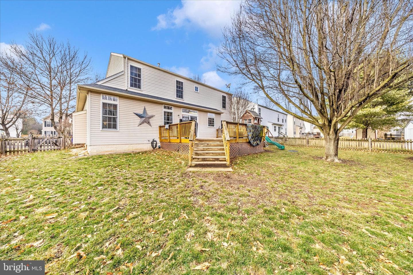 2033 Burnside Drive photo 48