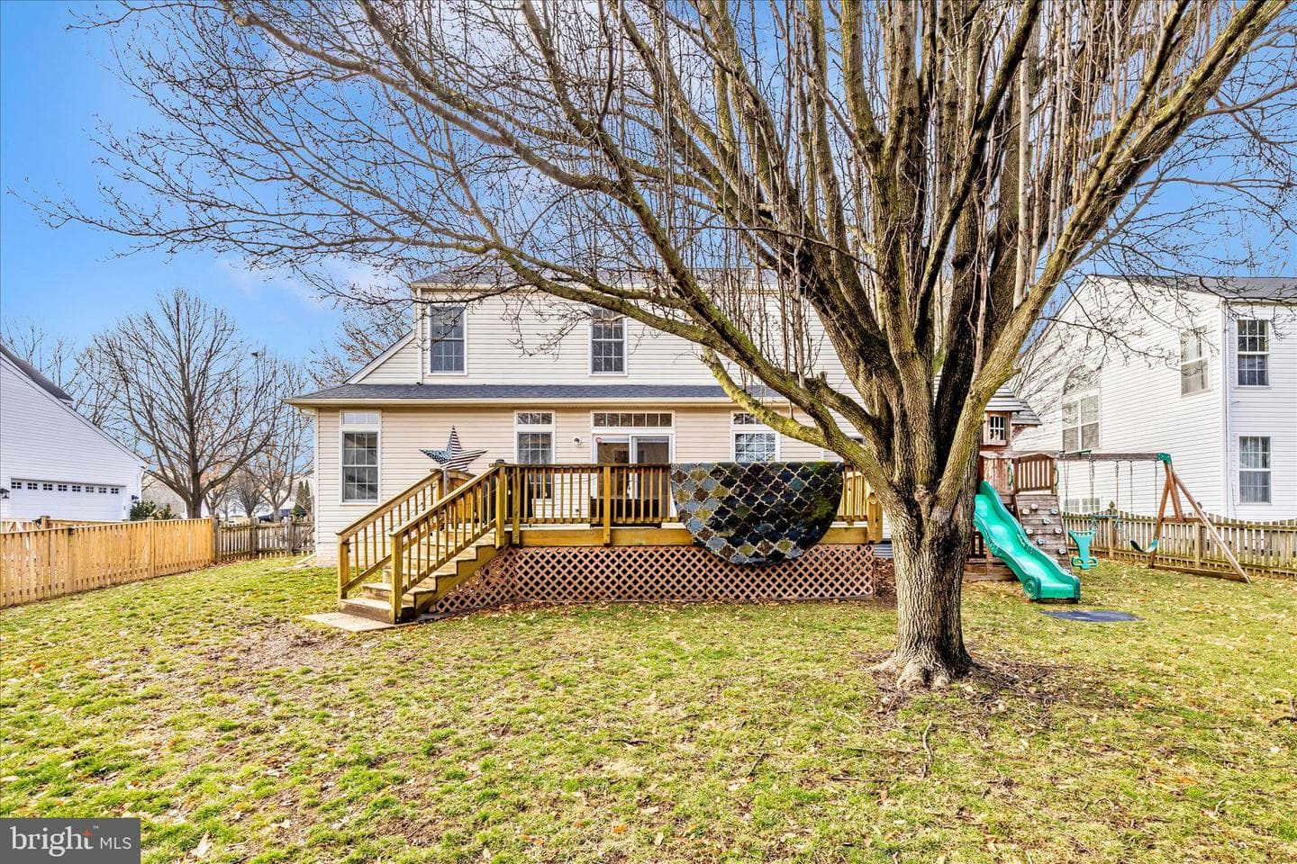 2033 Burnside Drive photo 49
