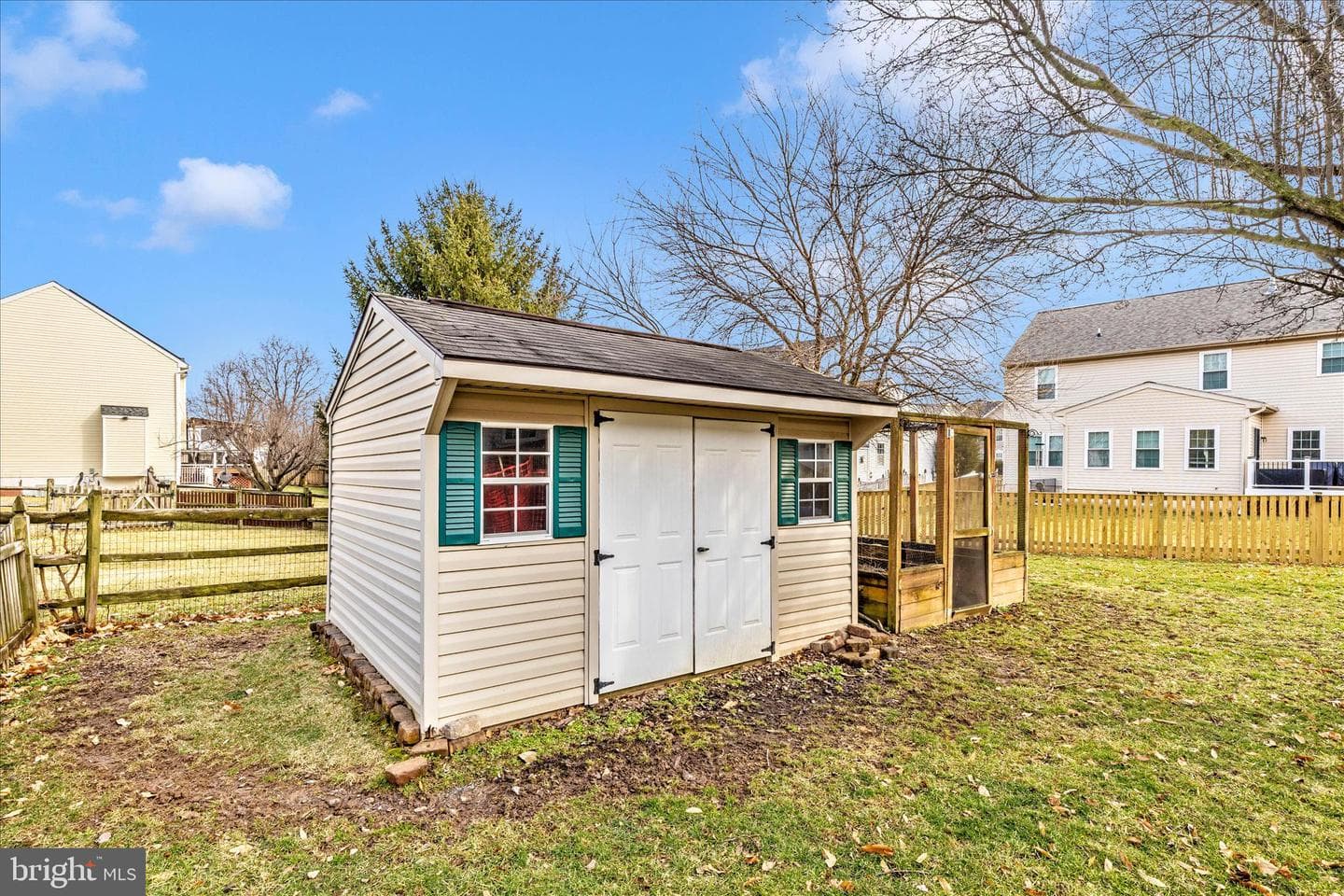 2033 Burnside Drive photo 53