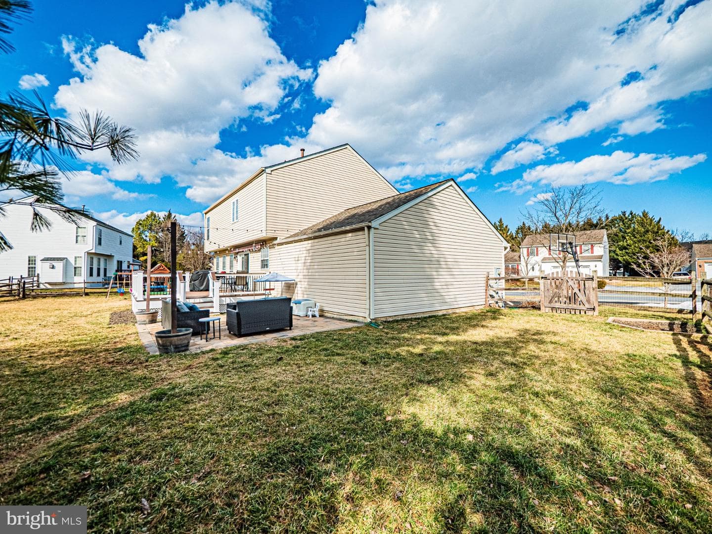 405 Mcclellan Drive photo 34