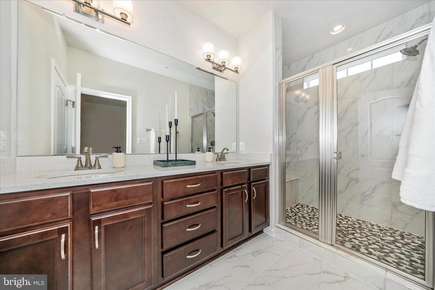 1807 Evans Road photo 25