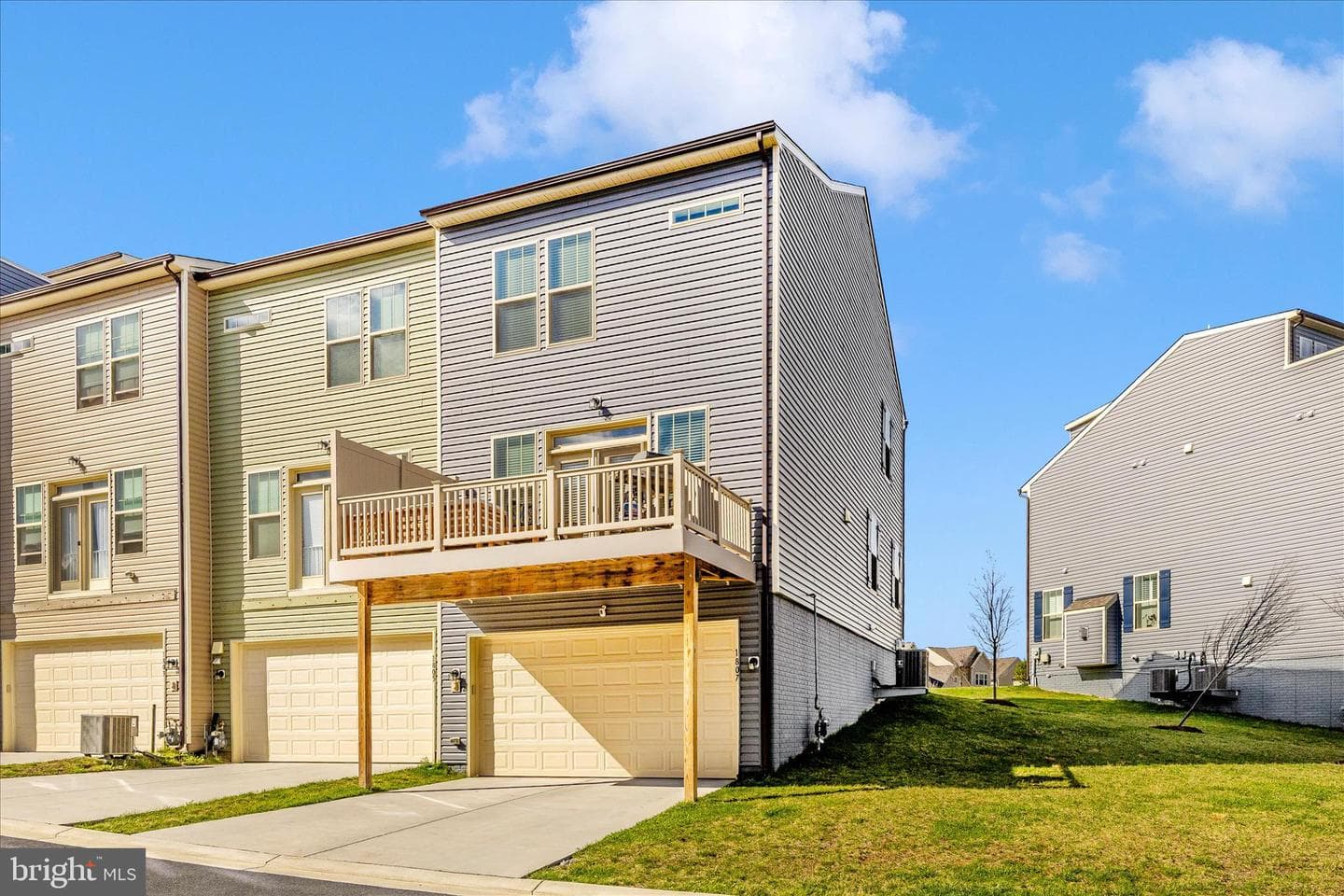 1807 Evans Road photo 40