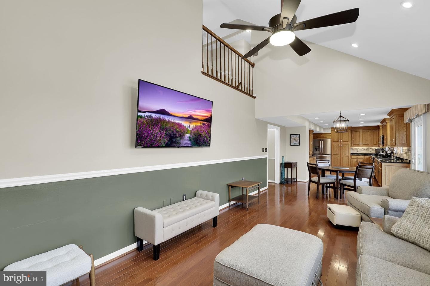 204 Oakmanor Way photo 13