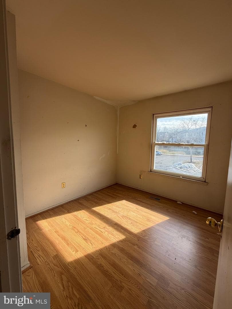 56 Apple Way photo 11
