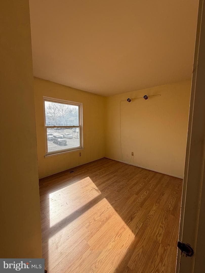 56 Apple Way photo 12