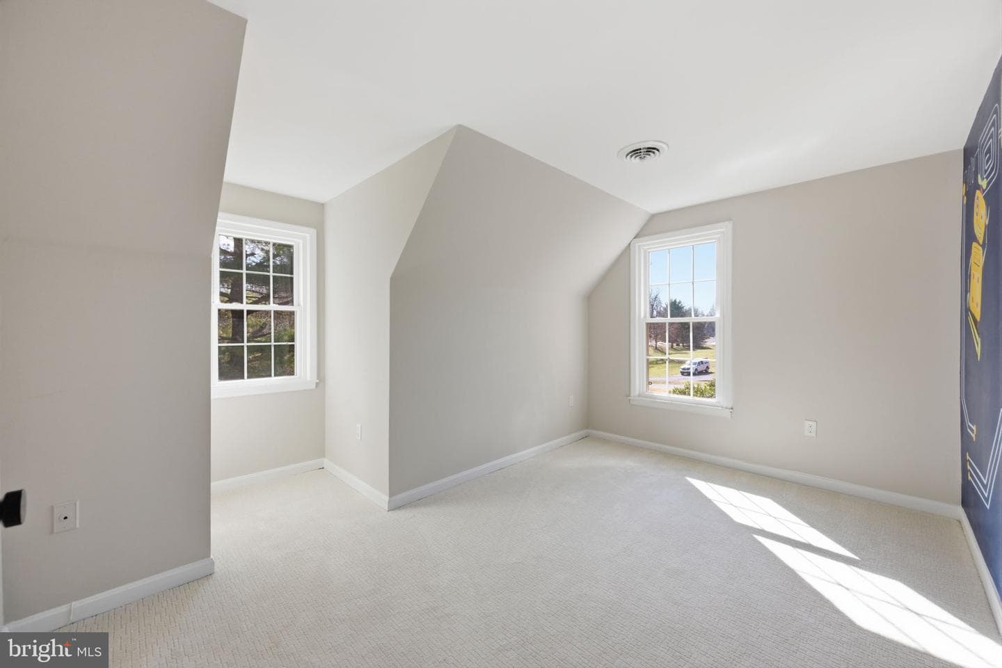 114 Royal Oak Drive photo 14