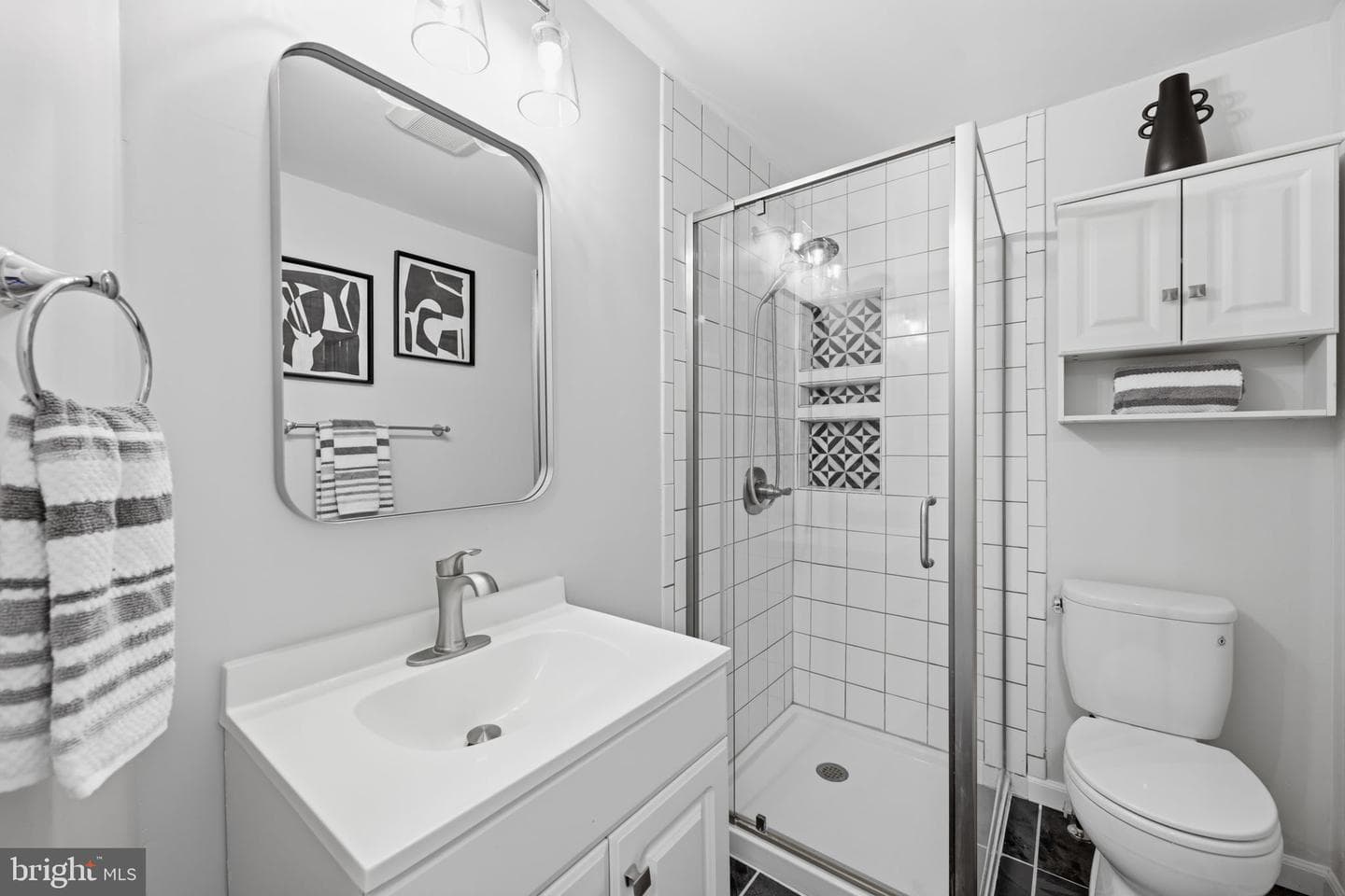 114 Royal Oak Drive photo 16
