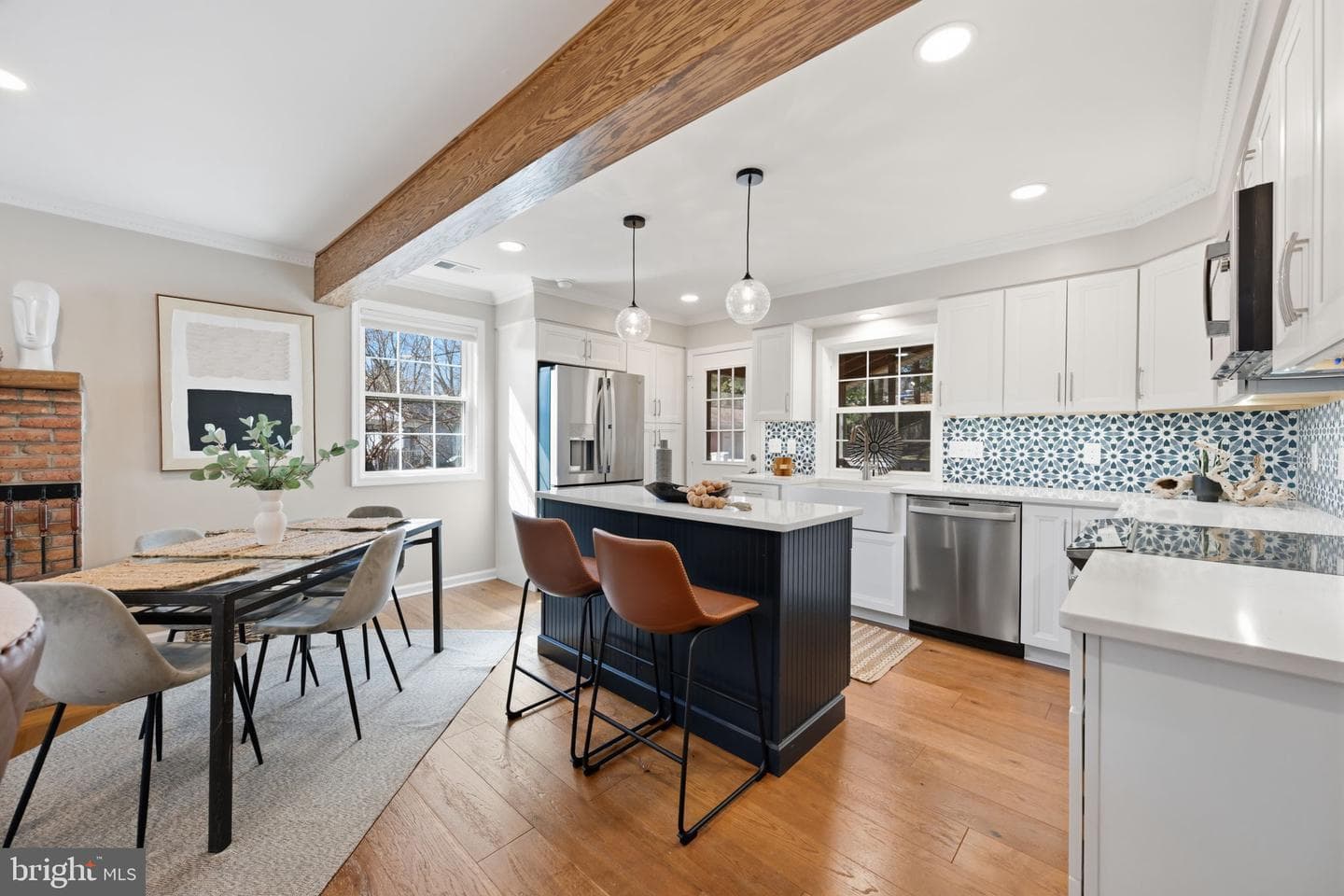 114 Royal Oak Drive photo 4