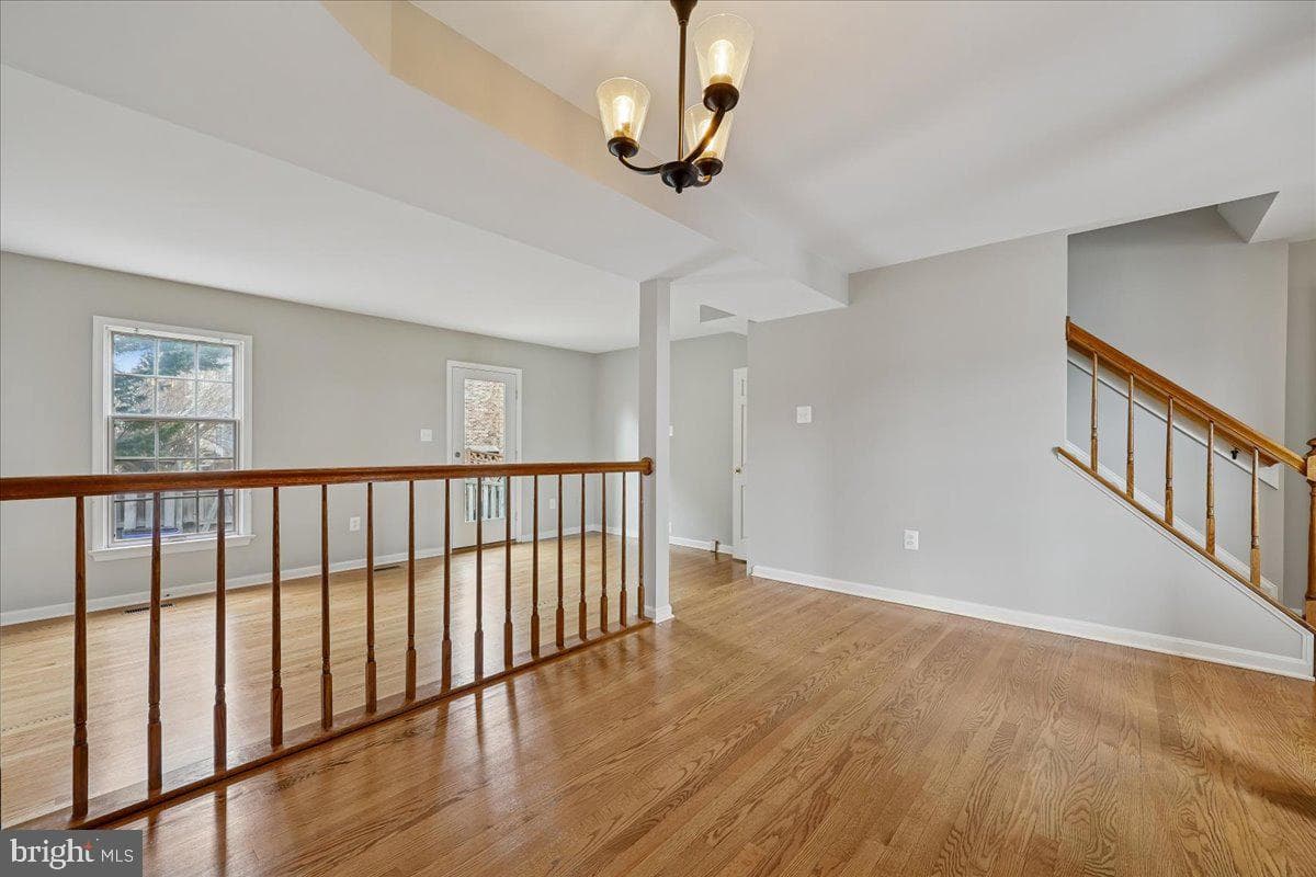 8024 Waterview Court photo 11