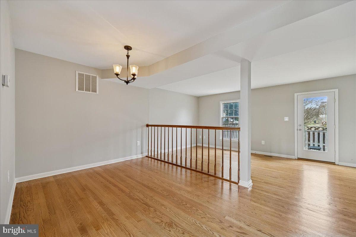 8024 Waterview Court photo 12