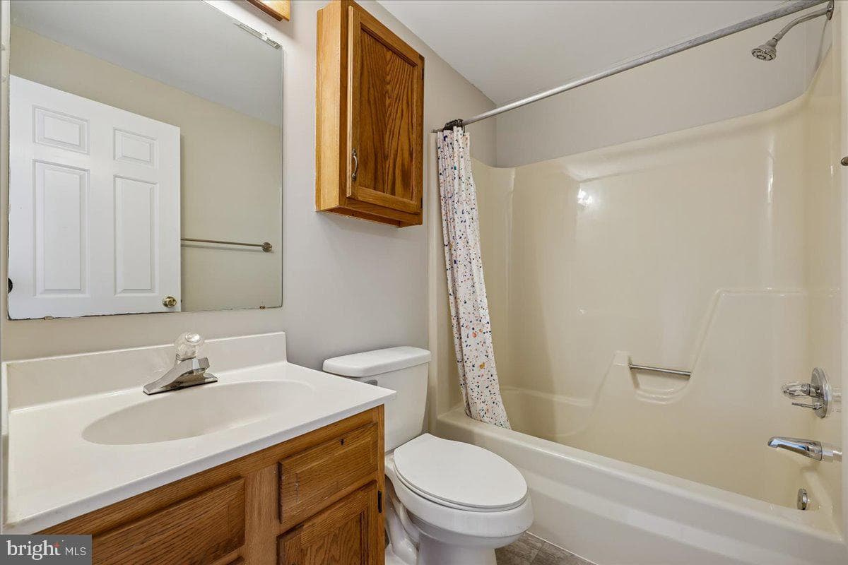 8024 Waterview Court photo 26