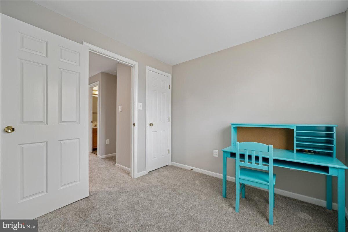 8024 Waterview Court photo 28